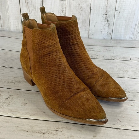 Marc Fisher Butterscotch Suede Yale Pointed Toe Bootie Metal Embellished Toe - Picture 1 of 12
